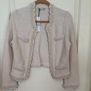 alice + olivia knit cropped jacket Size M NWT Accented with Faux Pearls. Noella